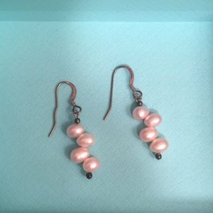 Pink Pearl Dangling Earrings